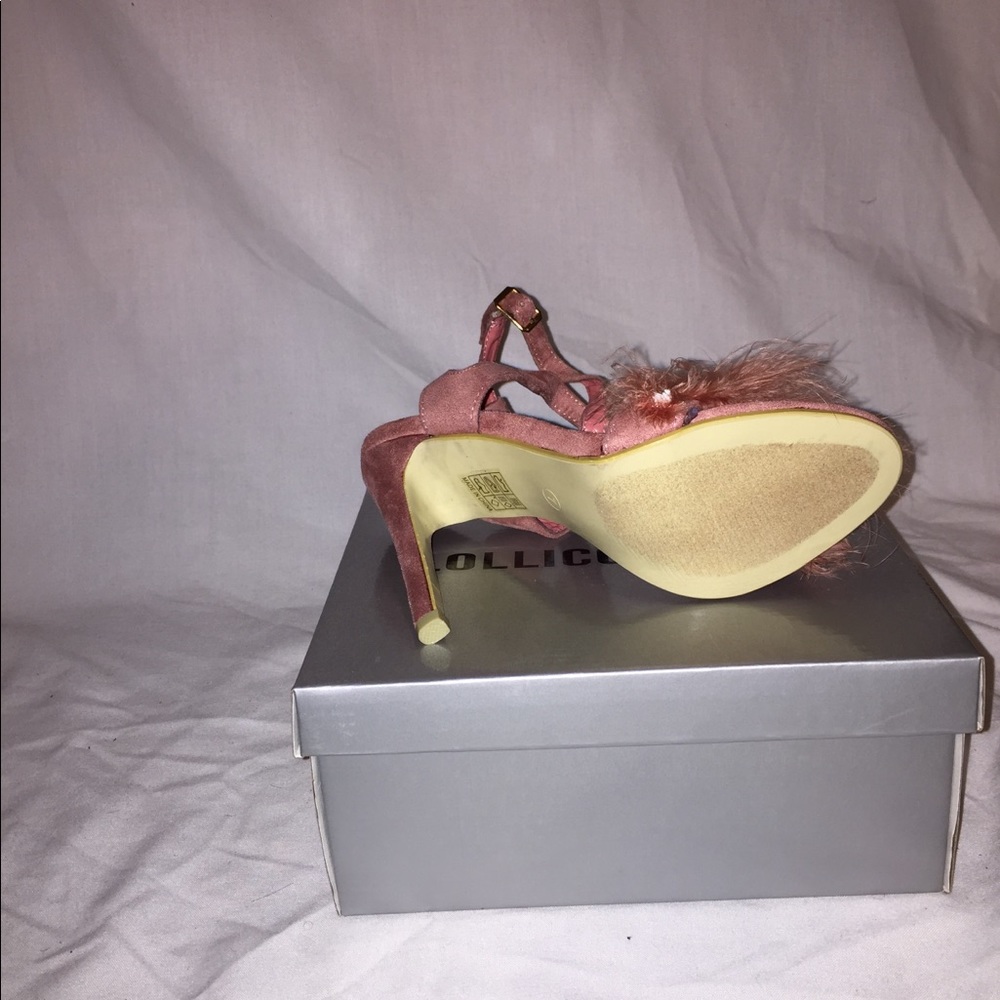 Suede Ankle strapped fur heel - Picture 5 of 8